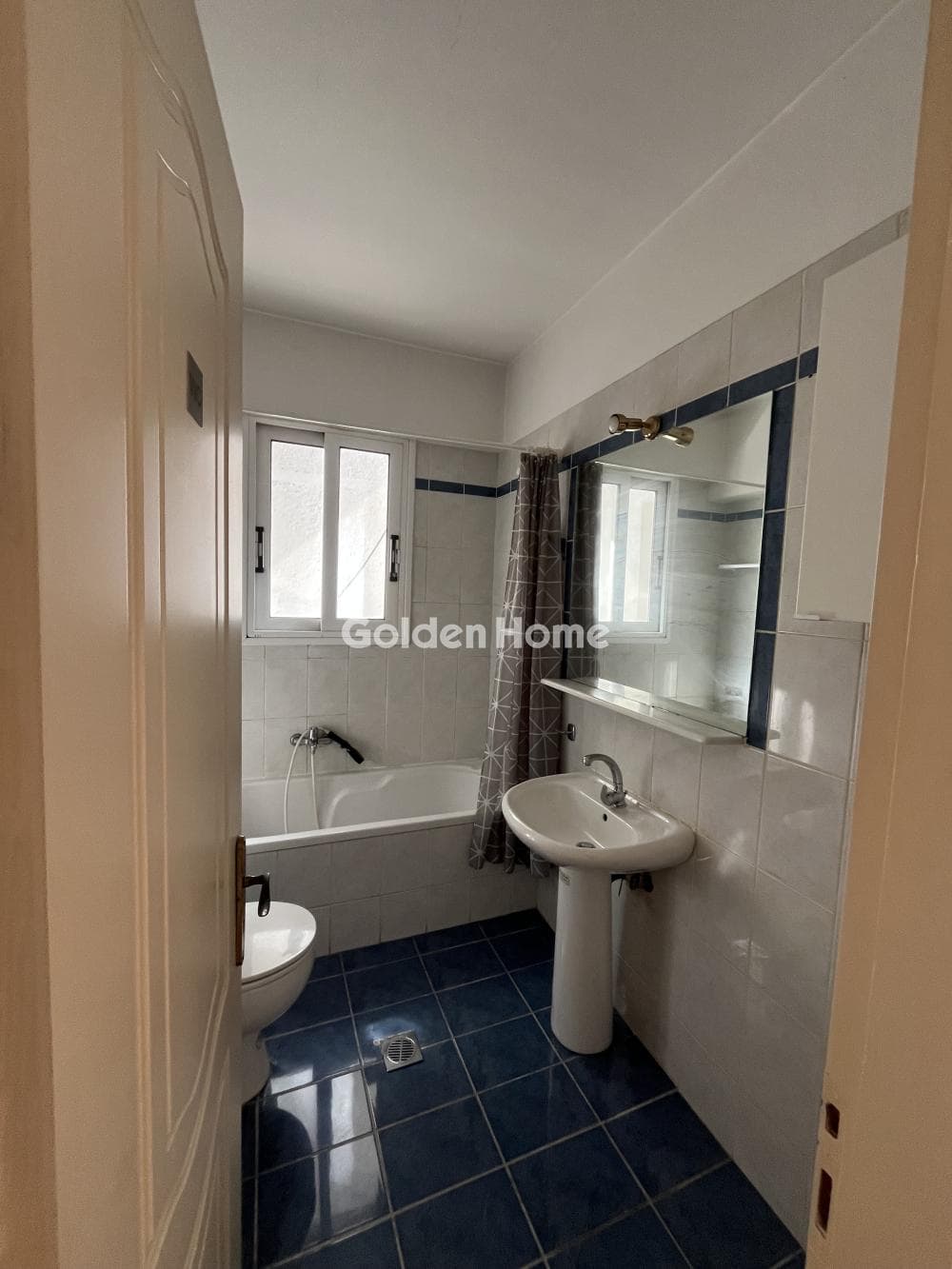 Apartment in Lioumi, Aigaleo — Photo 12 of 19