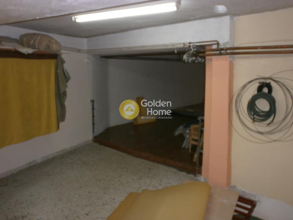 Retail Store in Leof. Liosion, Attiki — Photo 9 of 10
