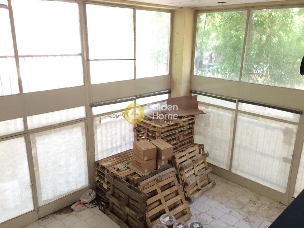 Retail Store in Verga, Attiki — Photo 6 of 11