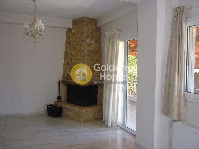 House in Kalivia, Kalivia Thorikou — Photo 5 of 11