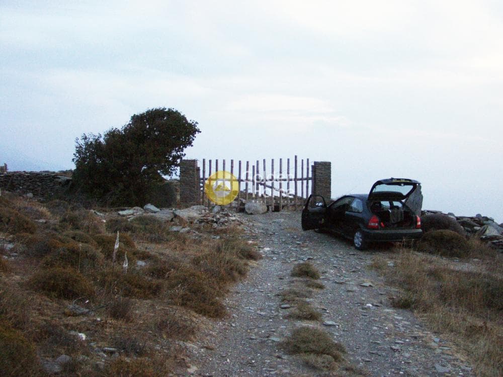 Parcel in Kapparia, Andros — Photo 2 of 2