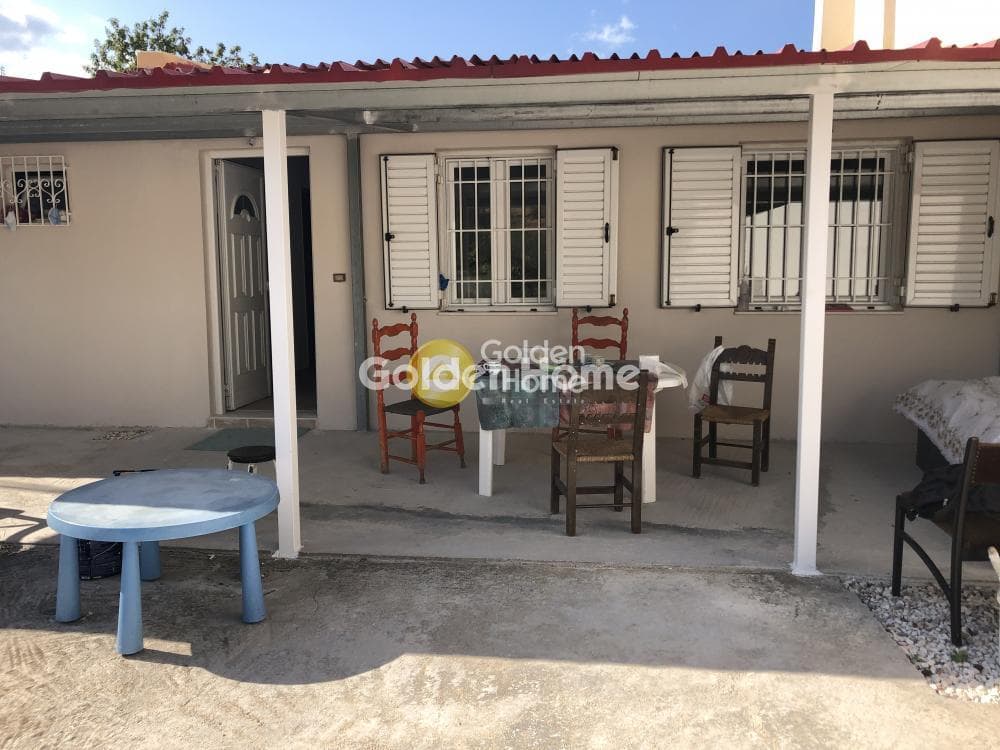 Μονοκατοικία στην Λαμπρικά, Κορωπί — Φωτογραφία 1 από 14