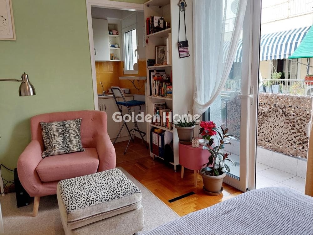 Apartment in Elinoroson, Goudi — Photo 1 of 10