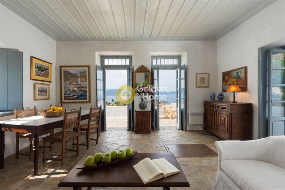 House in Moni Agias Efpraxias, Hydra — Photo 7 of 19