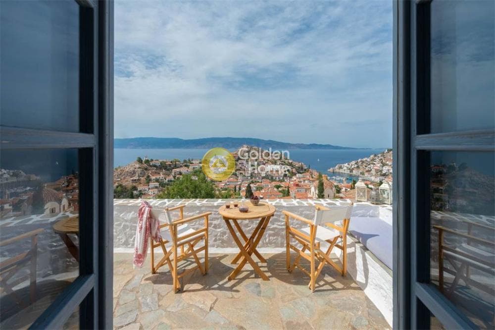 House in Moni Agias Efpraxias, Hydra — Photo 9 of 19