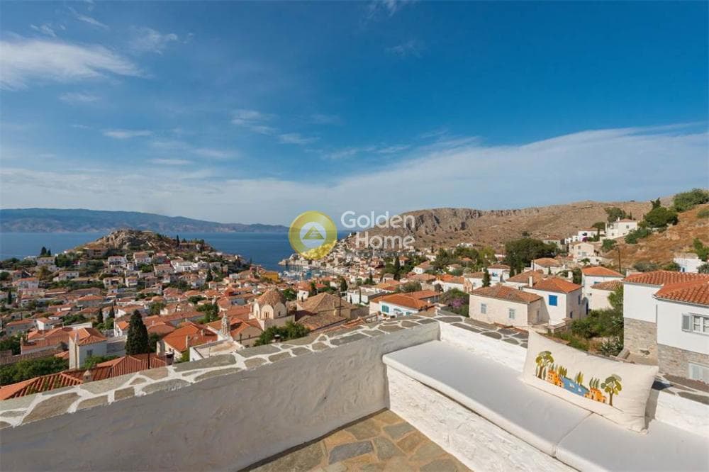 House in Moni Agias Efpraxias, Hydra — Photo 2 of 19