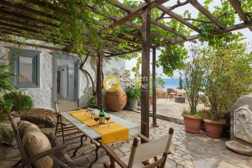 House in Moni Agias Efpraxias, Hydra — Photo 11 of 19