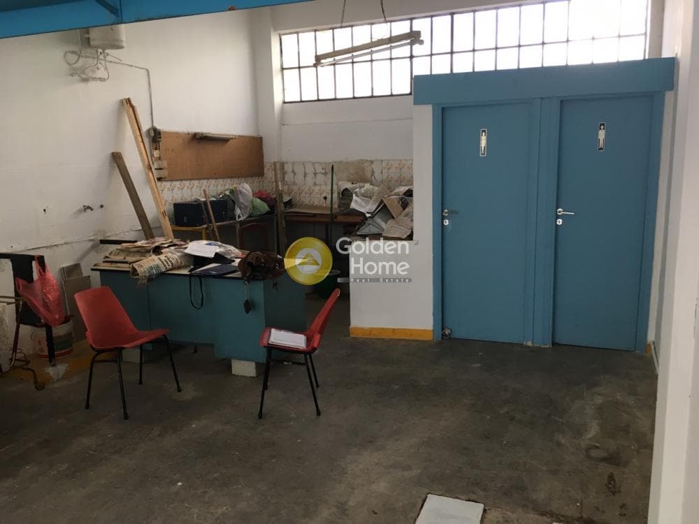 Retail Store in Center, Agioi Anargiroi — Photo 4 of 4