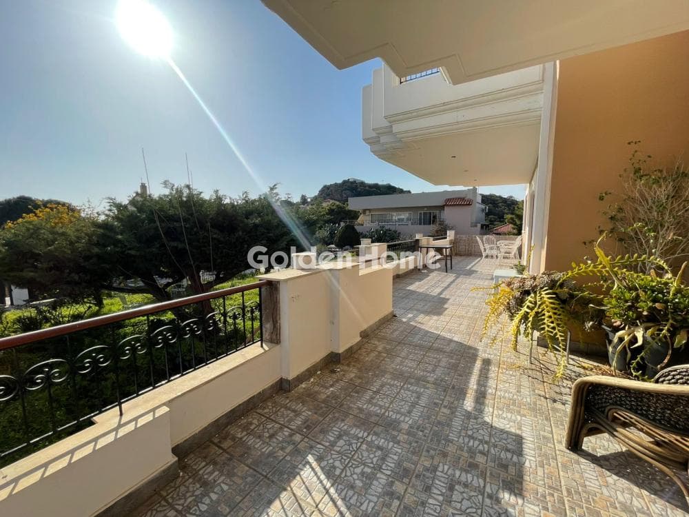 House in Galazia akti, Kalivia Thorikou — Photo 25 of 29