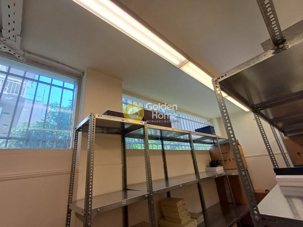 Retail Store in Labrini, Galatsi — Photo 7 of 9