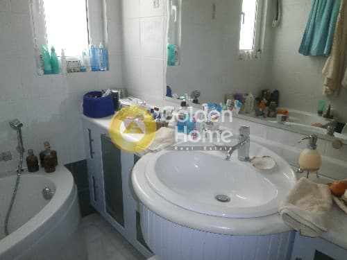 Apartment in Agios Ioannis Chrisostomos, Nikaia — Photo 7 of 9