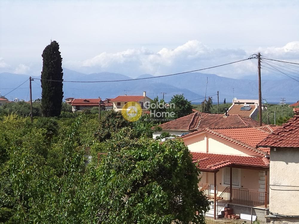 House in Center, Diakopto — Photo 2 of 15