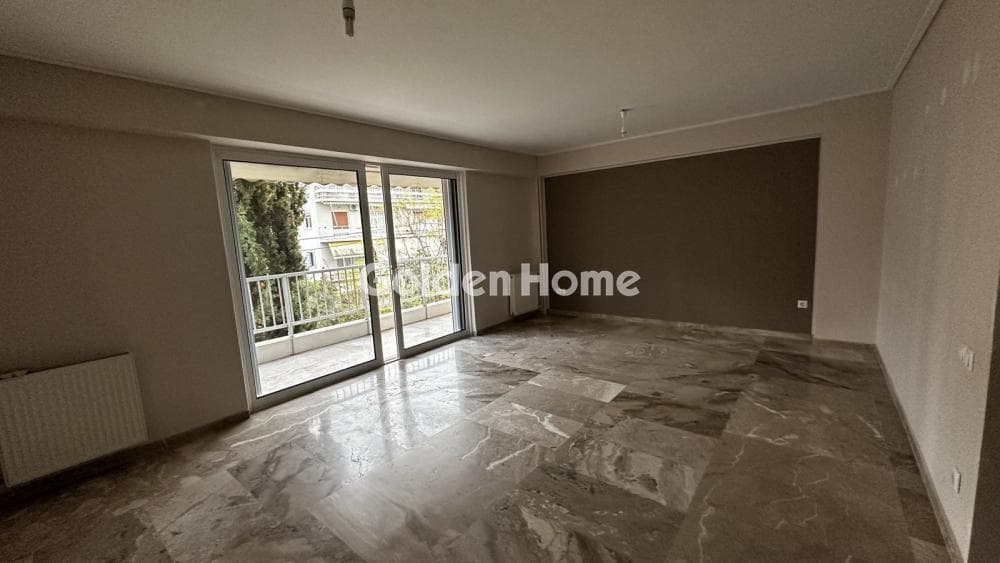 Διαμέρισμα στην Τροκαντερό, Παλαιό Φάληρο — Φωτογραφία 1 από 13