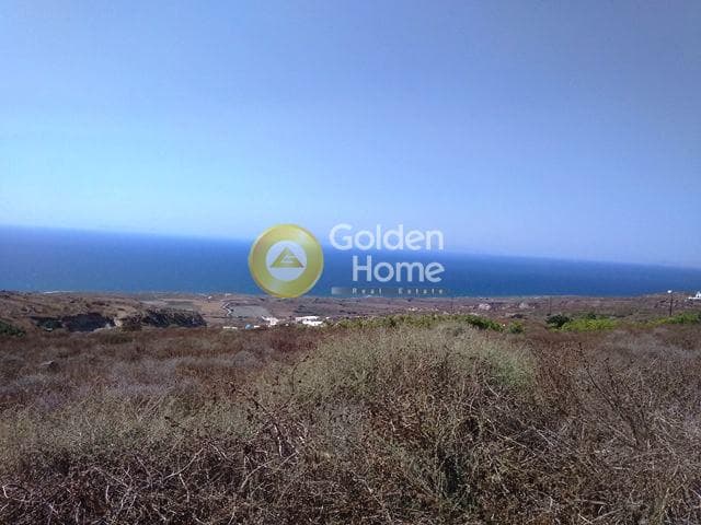 Building Plot in Oia, Santorini — Photo 1 of 3