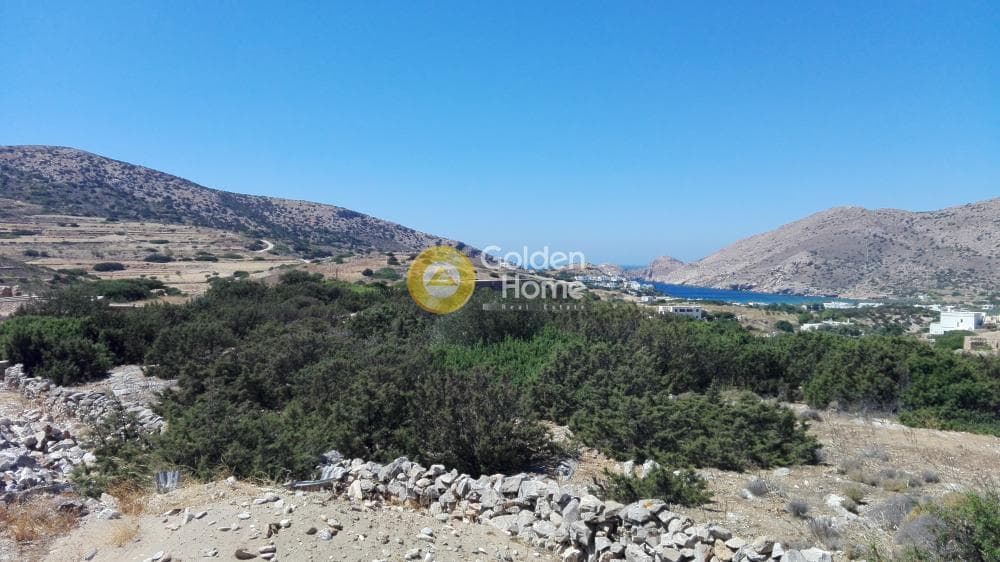 Parcel in Center, Syros — Photo 11 of 14