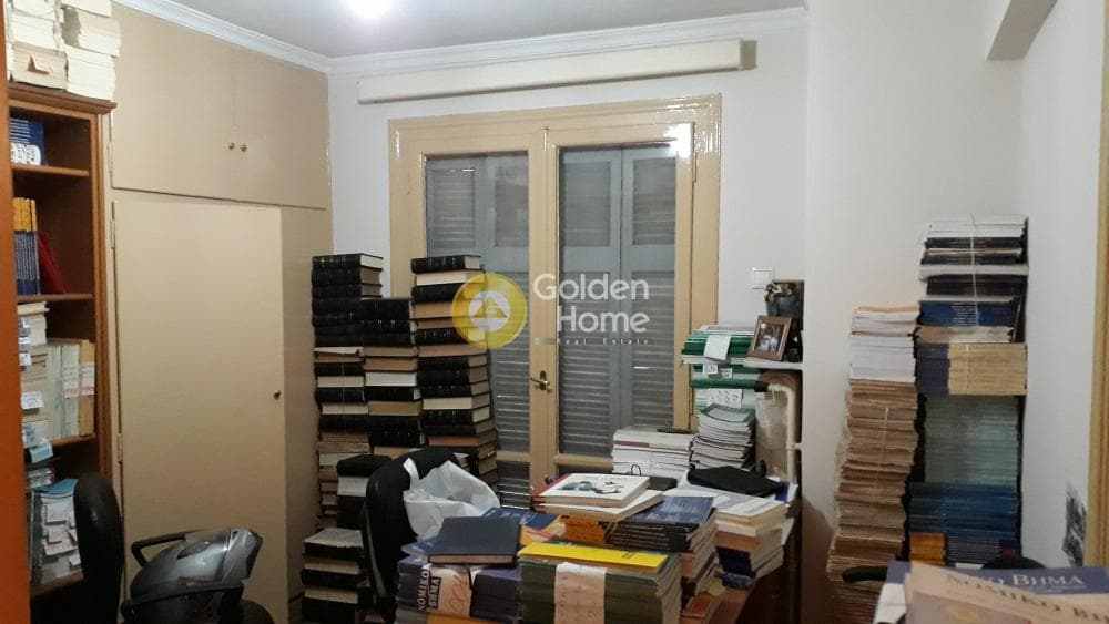 Apartment in Megala Sxoinia B, Exarchia - Neapoli — Photo 4 of 14