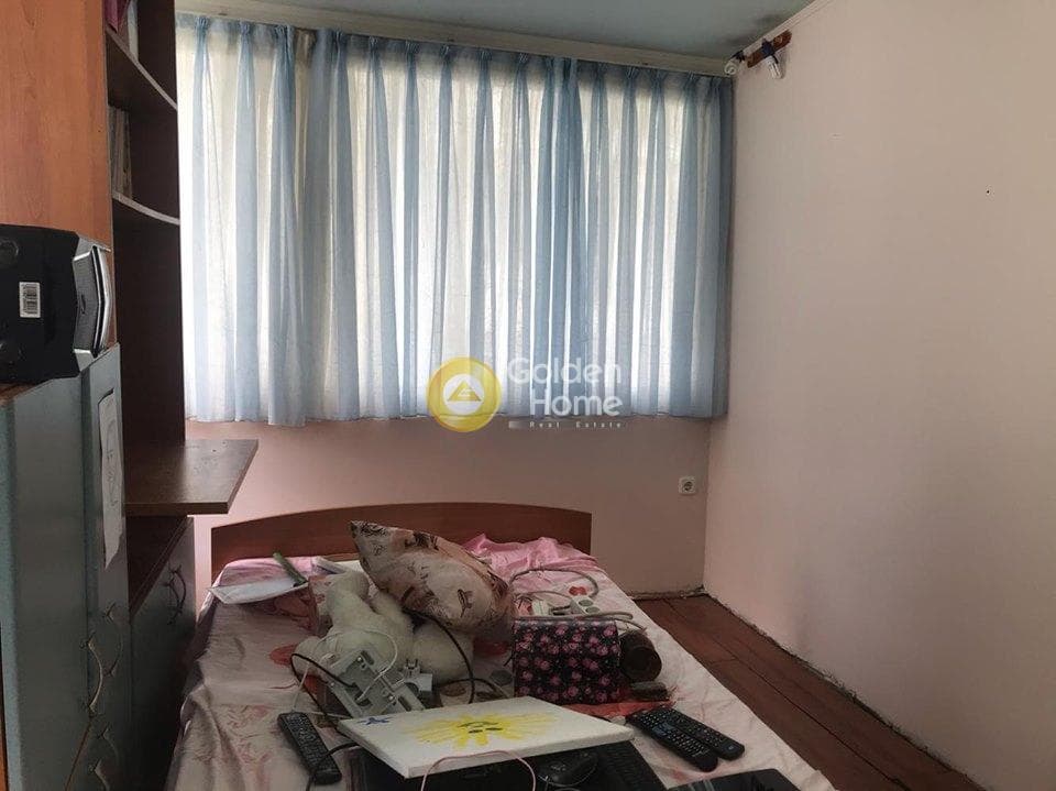 House in Eleftherias square, Koridallos — Photo 18 of 30