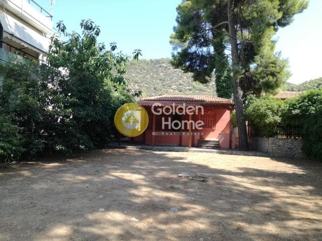House in Center, Poros — Photo 1 of 5