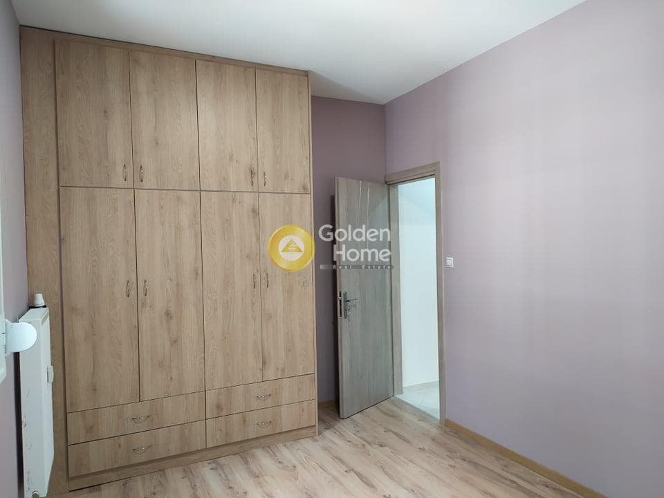 Apartment in Stathmos, Attiki — Photo 7 of 12