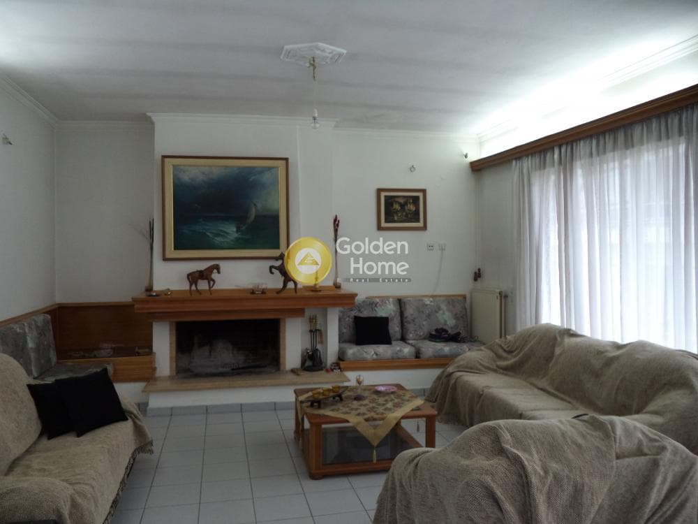 Apartment in Center, Aigio — Photo 2 of 9