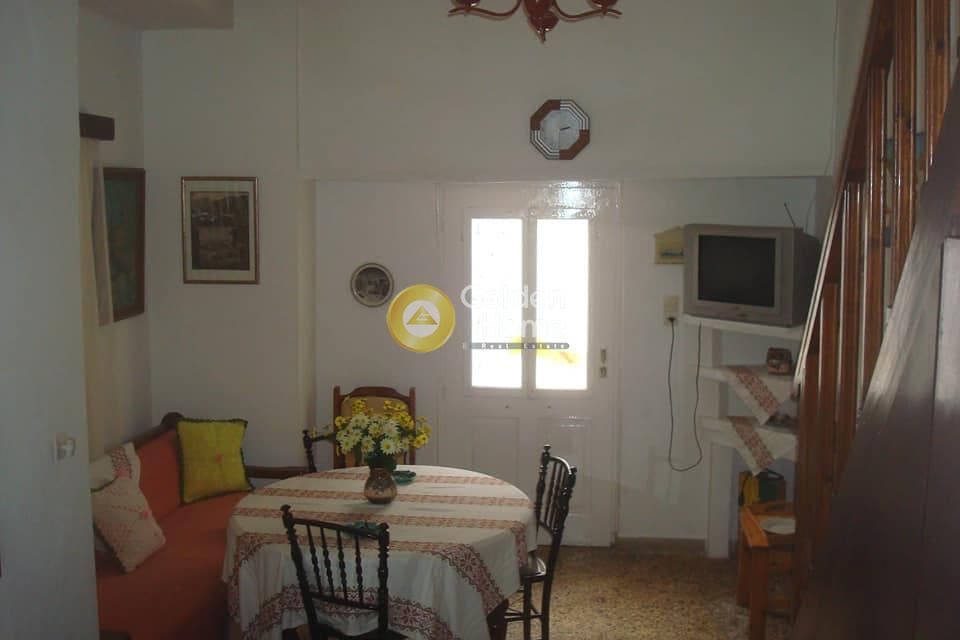 House in Main town - Chora, Kea — Photo 24 of 31