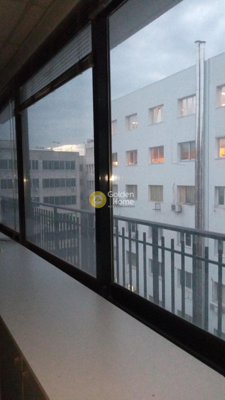 Office in Pasalimani, Piraeus — Photo 1 of 25