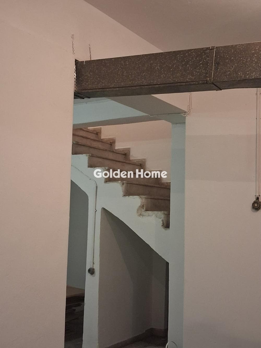 Αποθήκη στην Μουσείο, Εξάρχεια - Νεάπολη — Φωτογραφία 3 από 11