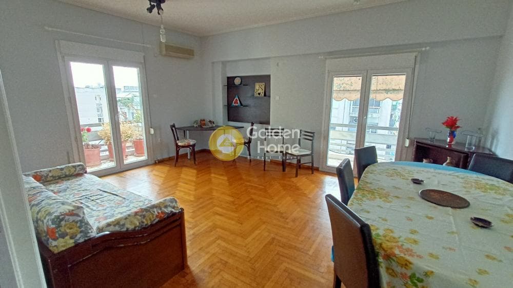 Apartment in Osios Loukas, Patisia — Photo 2 of 18
