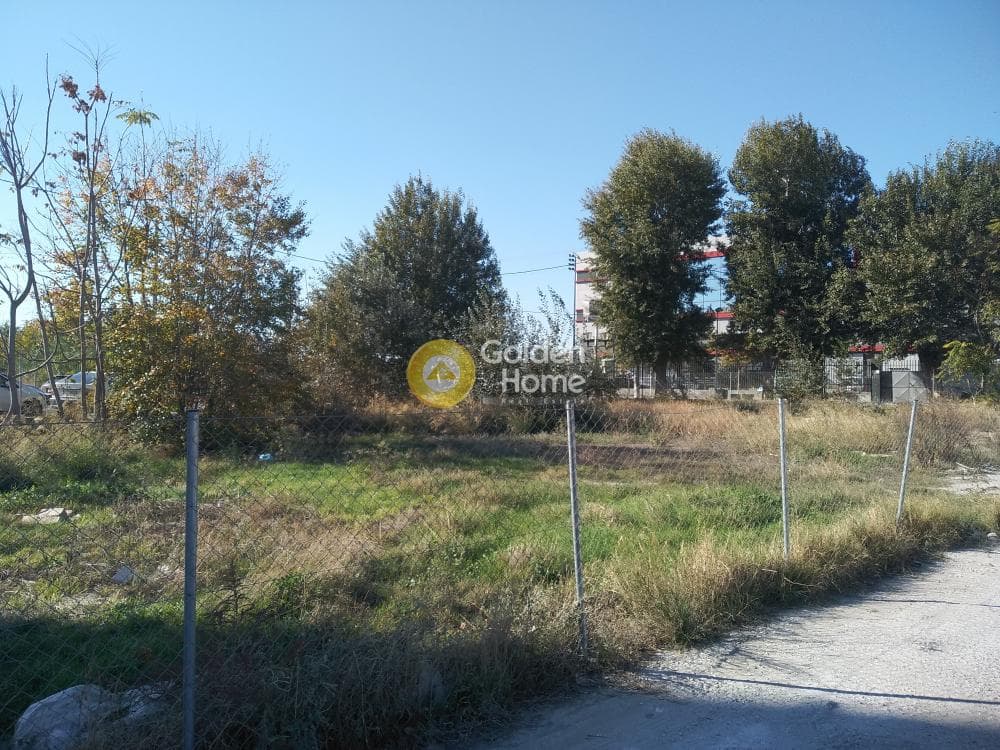 Οικόπεδο στην Κέντρο, Ταύρος