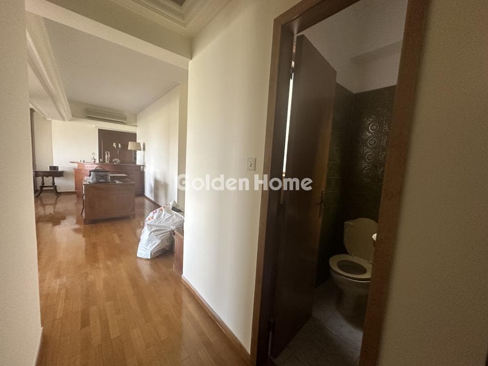 Apartment in Trocadero, Palaio Faliro — Photo 4 of 25