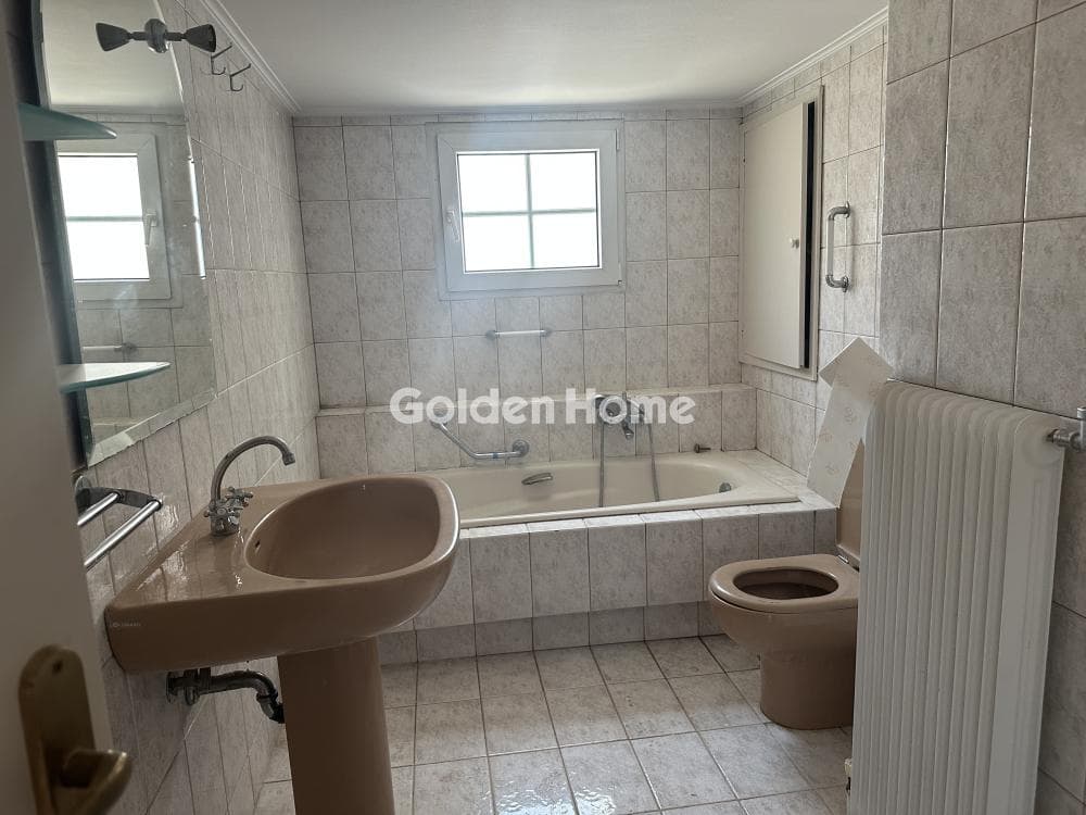 Apartment in Trocadero, Palaio Faliro — Photo 19 of 25