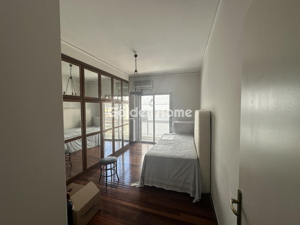 Apartment in Trocadero, Palaio Faliro — Photo 15 of 25