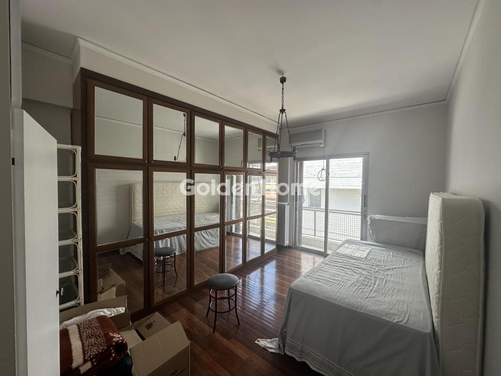 Apartment in Trocadero, Palaio Faliro — Photo 11 of 25
