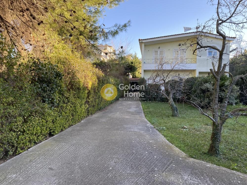 Building Plot in Agioi Theodoroi, Anoixi — Photo 1 of 5