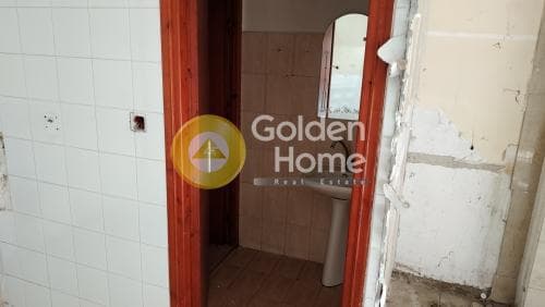 Retail Store in Center, Kalamaria — Photo 12 of 16