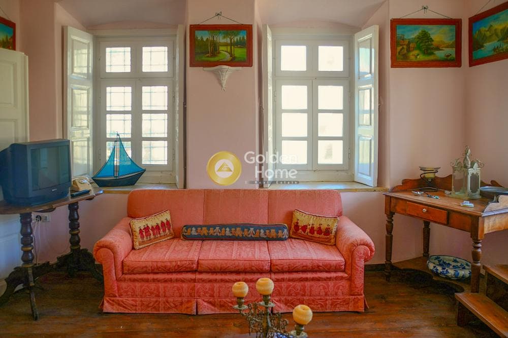 House in Kouzounos, Spetses — Photo 10 of 11