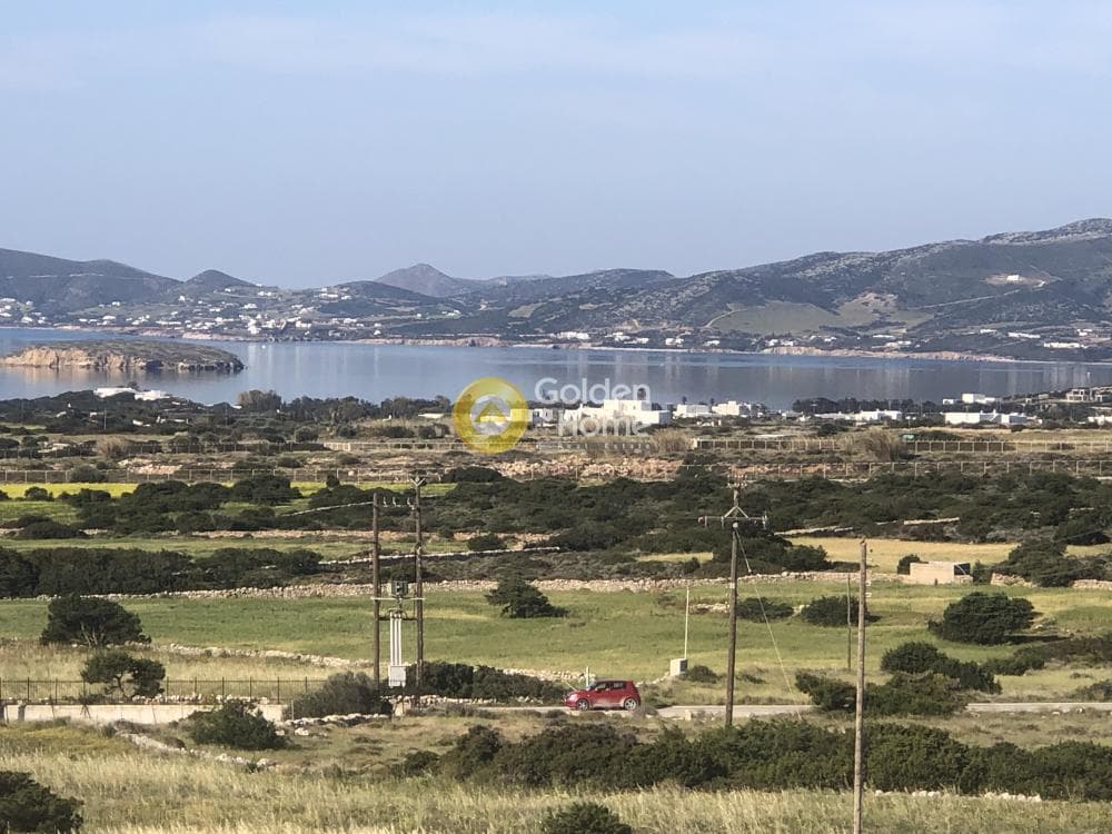 Parcel in Kamari, Paros — Photo 3 of 5