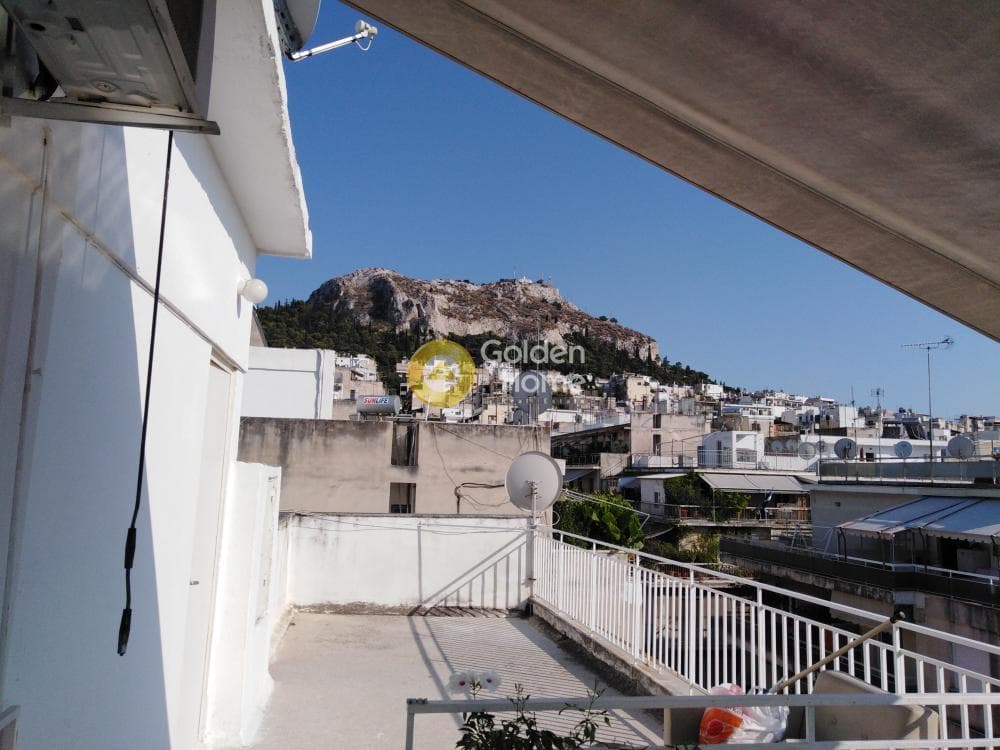 Apartment in Strefi, Exarchia - Neapoli — Photo 1 of 8