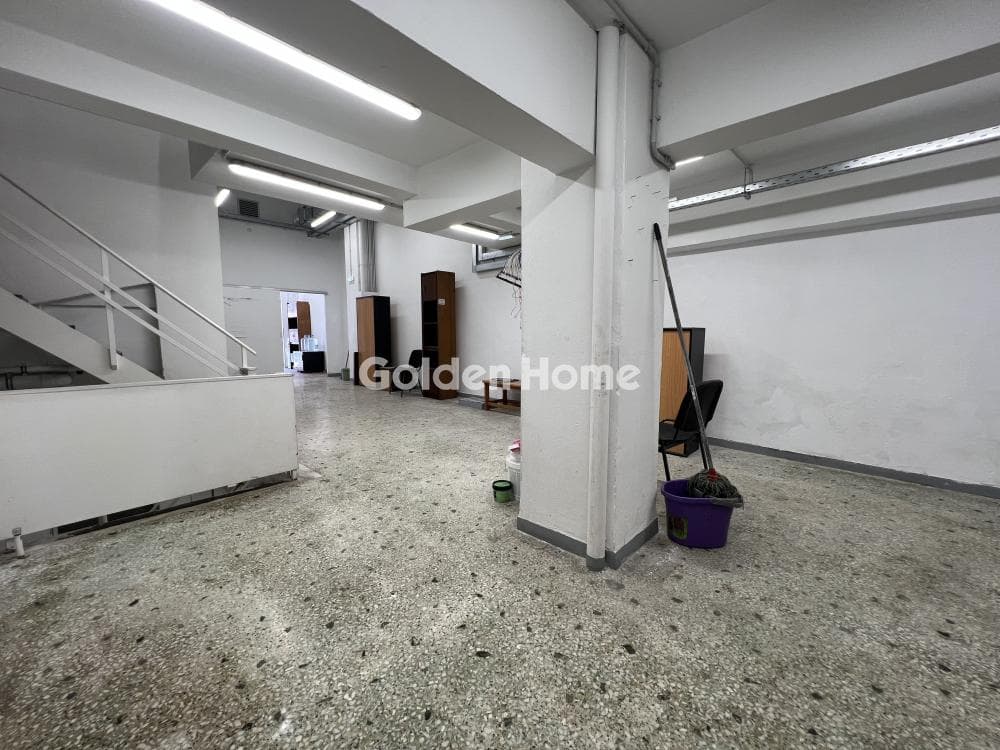 Retail Store in Terpsithea, Piraeus — Photo 4 of 11