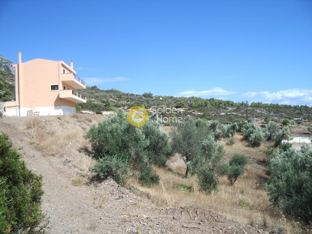 House in Center, Loutraki-Perachora — Photo 8 of 21