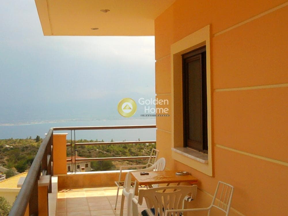House in Center, Loutraki-Perachora — Photo 10 of 21
