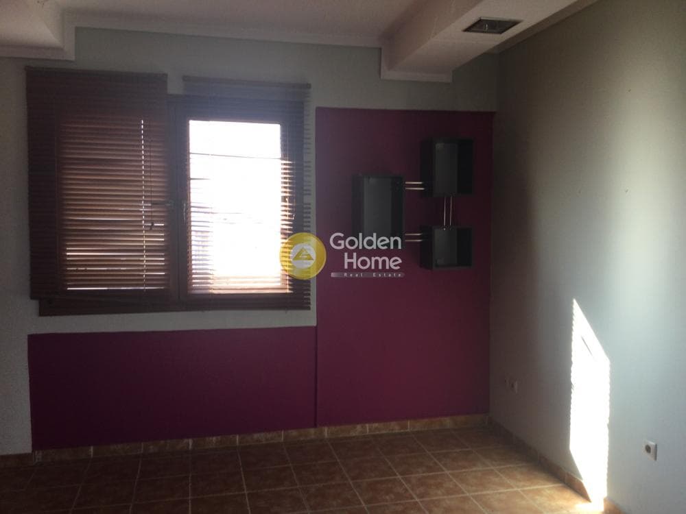 Retail Store in Kardia, Mikra — Photo 6 of 13