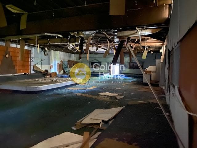 Retail Store in Agia Varvara Dafnis, Dafni — Photo 2 of 4
