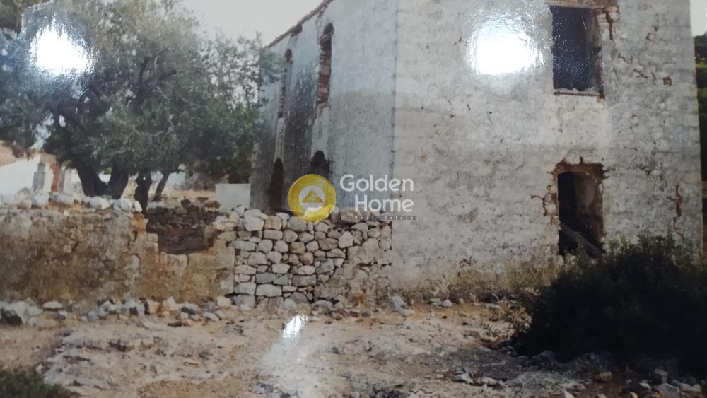 House in Episkopi, Hydra — Photo 2 of 3