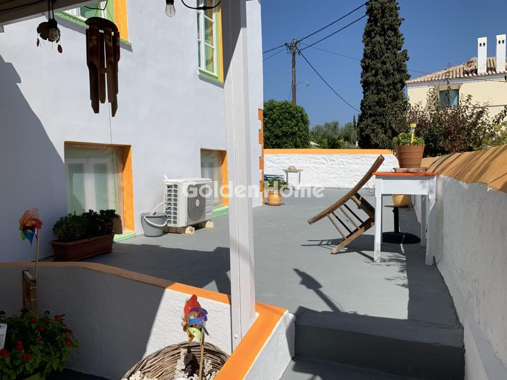 House in Kouzounos, Spetses — Photo 5 of 21