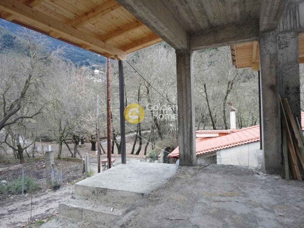 House in Milos, Kalavrita — Photo 14 of 26