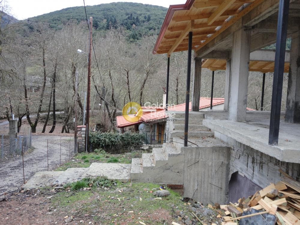 House in Milos, Kalavrita — Photo 19 of 26