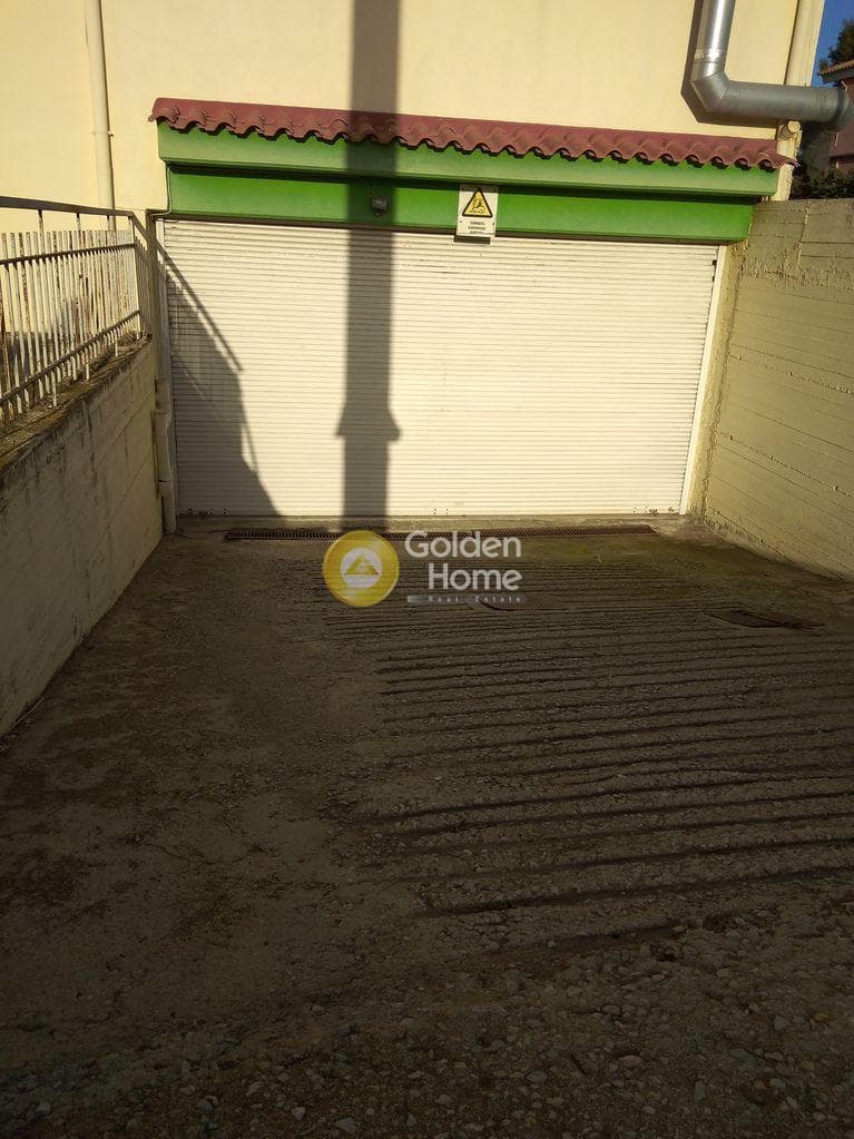 Warehouse in Oikismos Pontion, Agios Stefanos — Photo 1 of 3