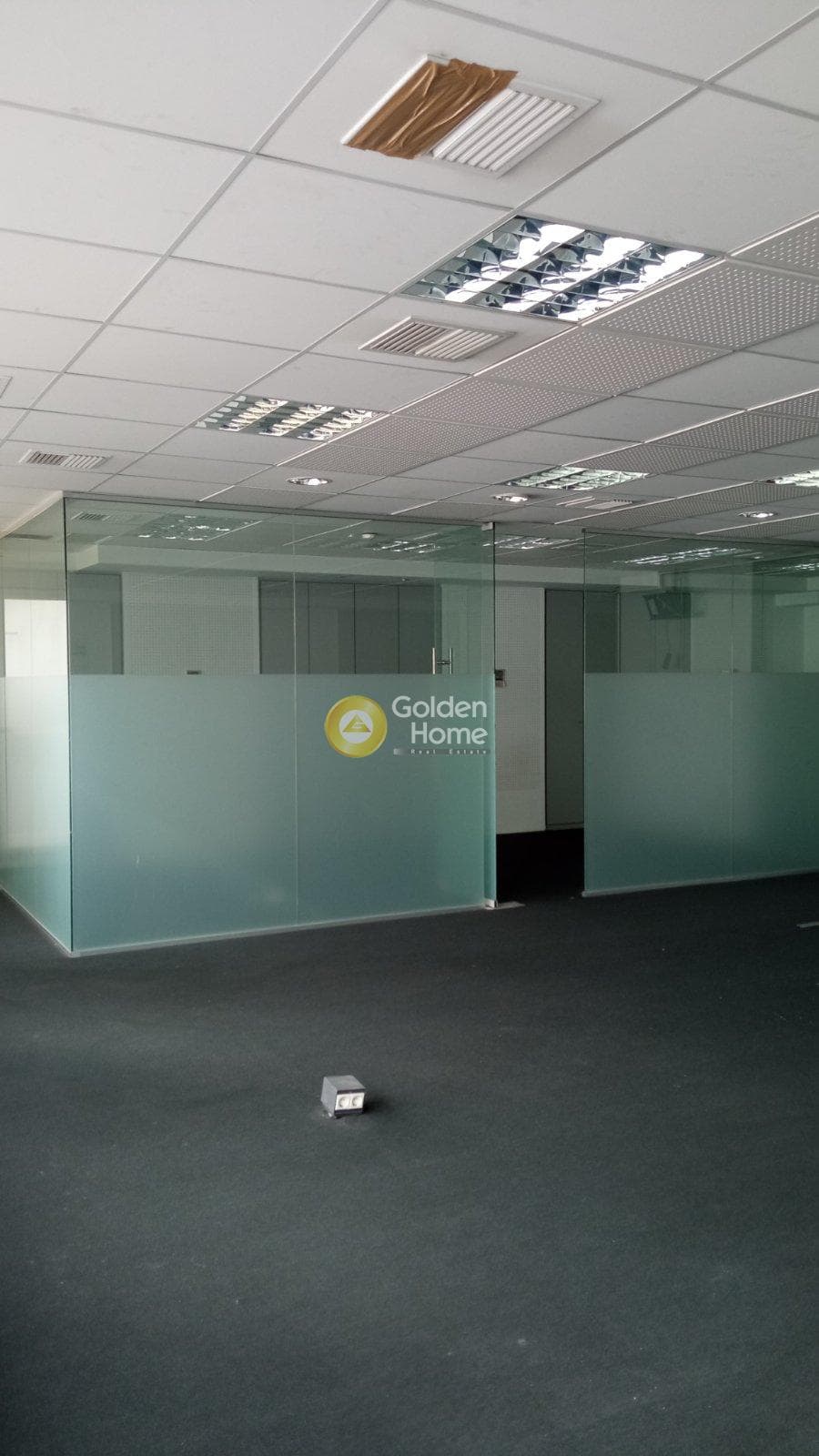 Office in Pigada, Piraeus — Photo 1 of 20