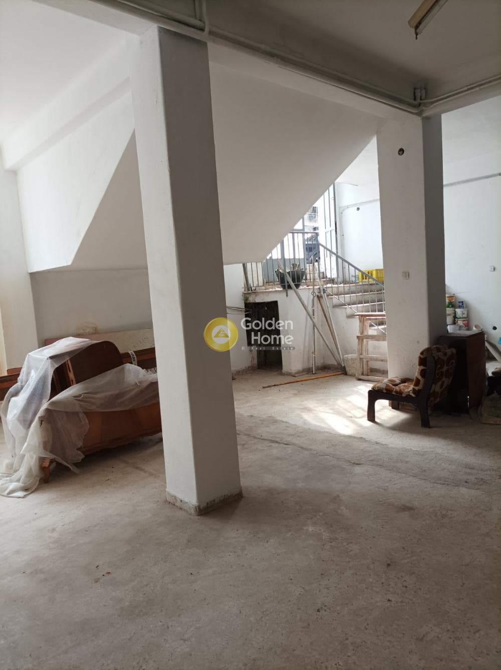 Warehouse in Leof. Liosion, Attiki — Photo 1 of 15